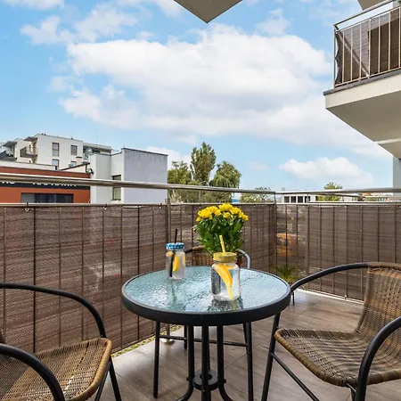 Modern Kapitanski Mostek By Renters * Колобжег